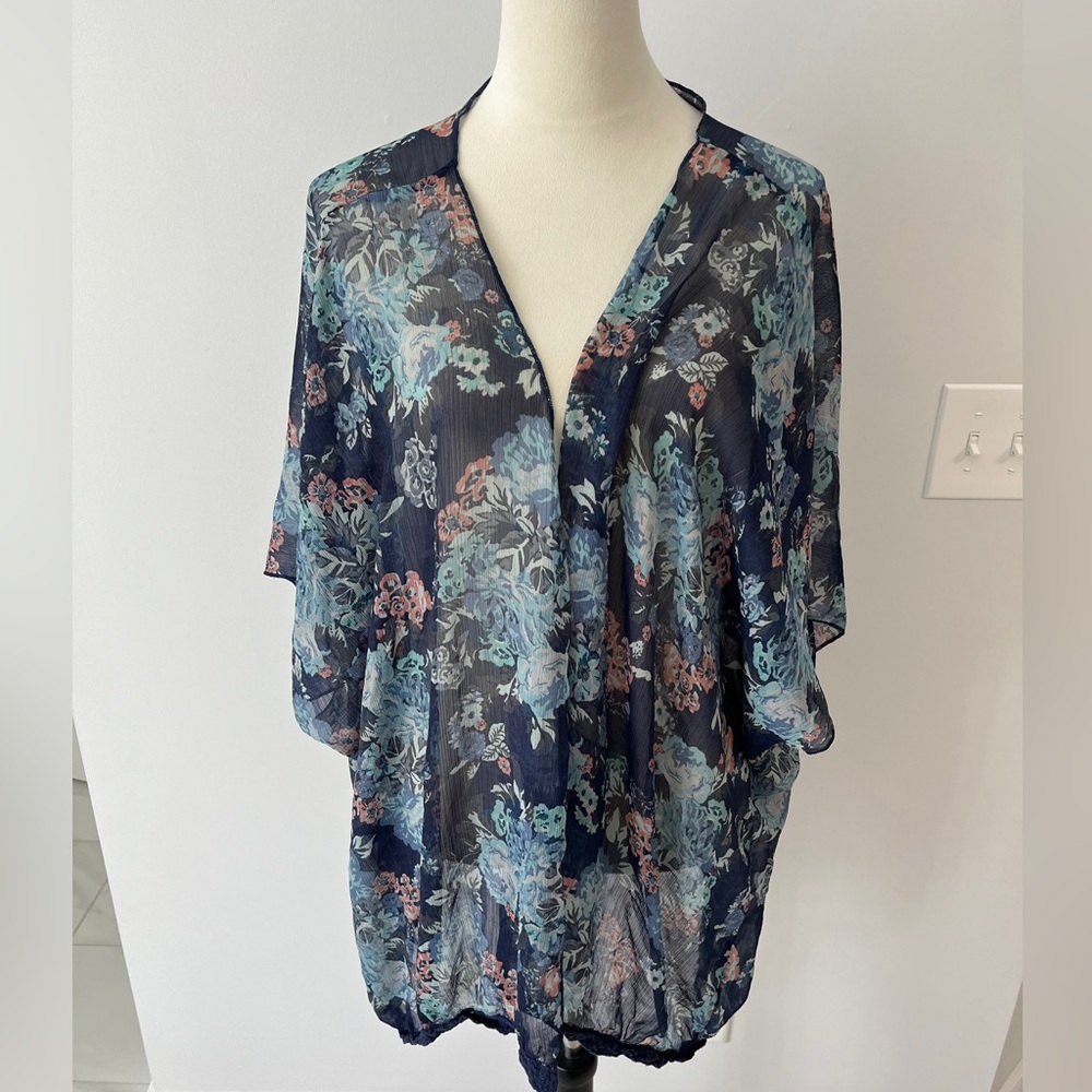 Women’s size xl blue floral shawl wrap cardigan lightweight mason + Mackenzie